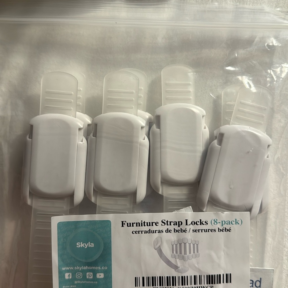 Furniture strap locks 8-pack